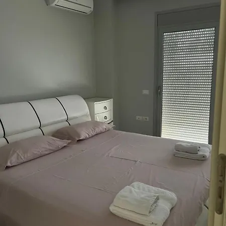 Apartment Shtepia E Ervinit