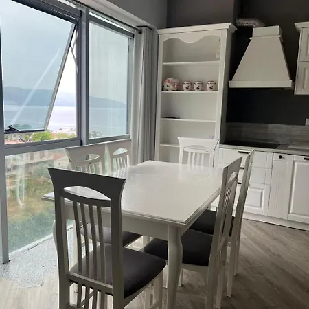 Apartment Shtepia E Ervinit
